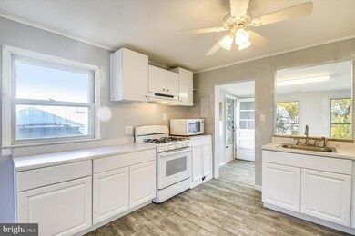 94 Meem Ave, Gaithersburg, MD 20877 - photo 6