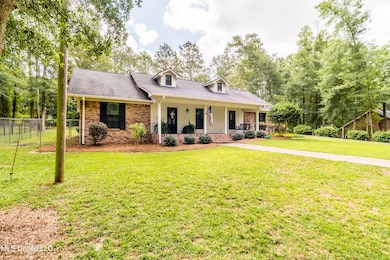 136 Clinton Dr-2