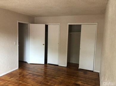 55 Gill Ln unit 19, Iselin, NJ 08830 - photo 5