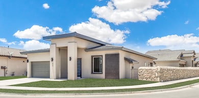 933 Clapham St, El Paso, TX 79928 - photo 2