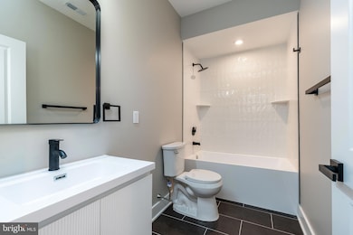 2048 N 3rd St, Philadelphia, PA 19122 - photo 6