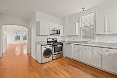 1212 W Hubbard St, Chicago, IL 60642 - photo 6