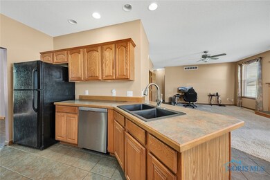 720 Colt Dr, Findlay, OH 45840 - photo 5