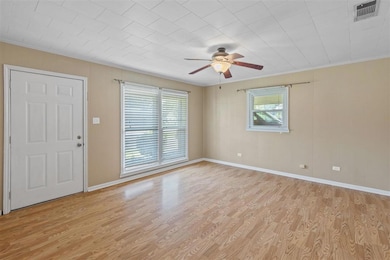 403 Shawn Ln, Jennings, LA 70546 - photo 4