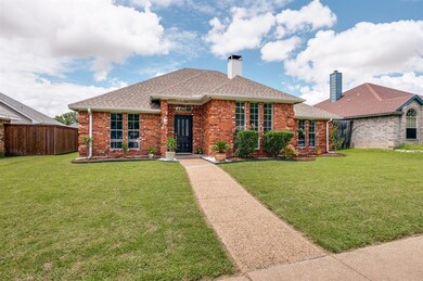 419 N Winding Oaks Dr, Wylie, TX 75098 - photo 2