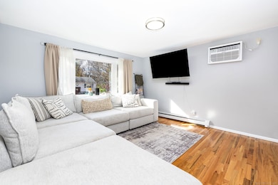 100 Nutmeg Dr, Torrington, CT 06790 - photo 5