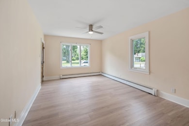 5-5SurreyRd_07