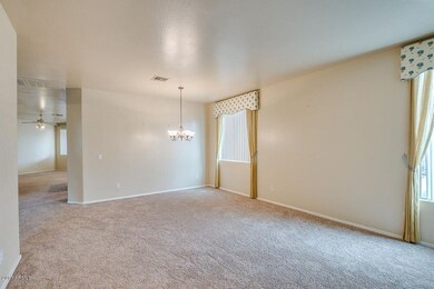 06-Formal Living & Dining