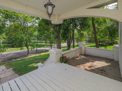 1519 Grand Ave-239