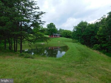 496 Tanglewood Dr, Slanesville, WV 25444 - photo 3