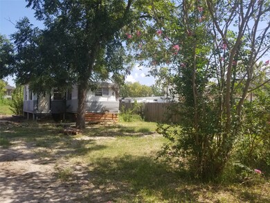 2625 Trenton Rd, Houston, TX 77093 - photo 7