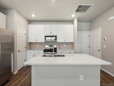 6392 N Lisbon St, Aurora, CO 80019 - photo 6