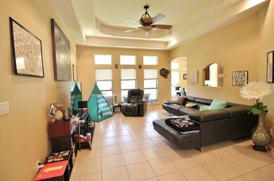 2507 Leslie St, Edinburg, TX 78539 - photo 7