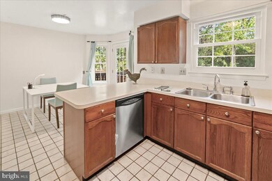 5628 Ashburn Terrace, Frederick, MD 21703 - photo 7