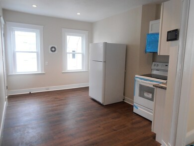 13 King St unit 2, Taunton, MA 02780 - photo 4