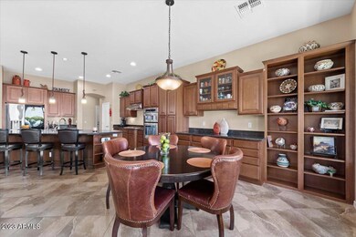 LOTS OF KITCHEN CABINETS & STORAGE