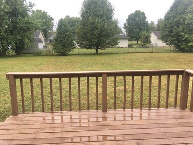 1004 Cooper Dr, Oak Grove, KY 42262 - photo 6