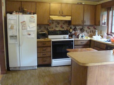 6 Hobbler Rd, Buzzards Bay, MA 02532 - photo 4