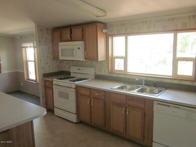 160 E Reidhead St, Show Low, AZ 85901 - photo 4