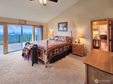 1028 Circle Dr, Camano Island, WA 98282 - photo 7