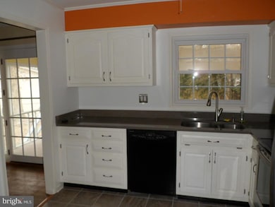 21529 Lynn Dr, Lexington Park, MD 20653 - photo 6