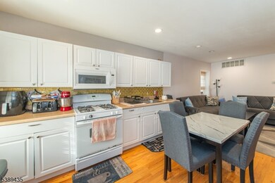 76 Mohawk Ave, Hawthorne, NJ 07506 - photo 2