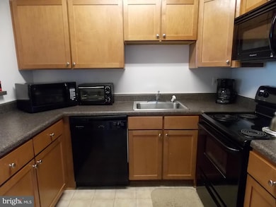 11403 Stoney Point Place, Germantown, MD 20876 - photo 3