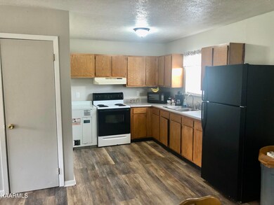 kitchen2