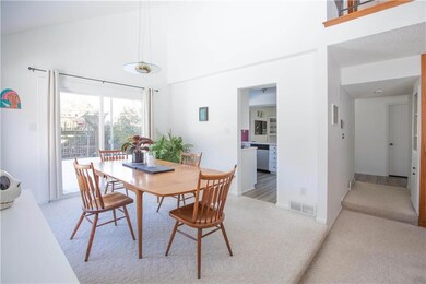 812 52nd Ct, West Des Moines, IA 50265 - photo 5