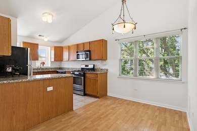 2611 Cedar Glade Dr unit 204, Naperville, IL 60564 - photo 2