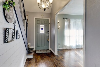 8110 Silent Cedars Dr, Houston, TX 77095 - photo 3