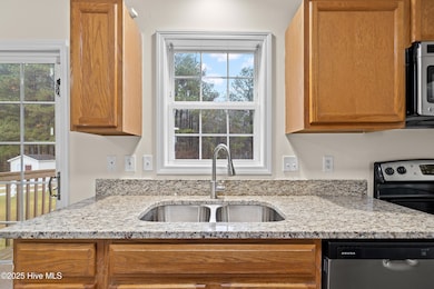 203 Clear Water Dr, Smithfield, NC 27577 - photo 4