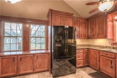 7714 Caenen St, Shawnee, KS 66216 - photo 7