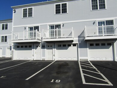 166 Pinehurst Ave unit 19, Swansea, MA 02777 - photo 2