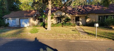 604 Omega St, Longview, TX 75601 - photo 3