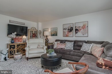 419 Terry Ct, Frederick, MD 21701 - photo 3