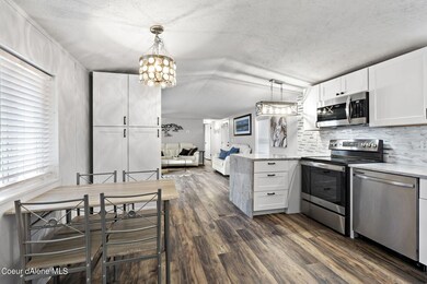 4-web-or-mls-2048-w-windermere-ave