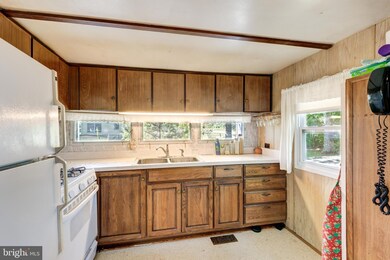 6115 Oklahoma Rd, Sykesville, MD 21784 - photo 7