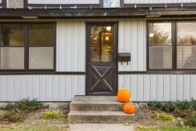 726 7th Ave NW, Faribault, MN 55021 - photo 4