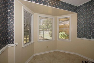 8204 Purdue Dr, Tyler, TX 75703 - photo 7