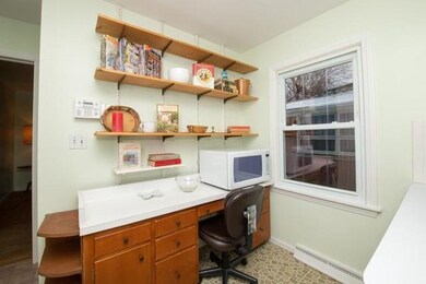 2427 Chestnut St, Waukegan, IL 60087 - photo 5