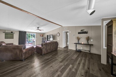 411 Stonebridge Ct, Weatherford, TX 76085 - photo 7