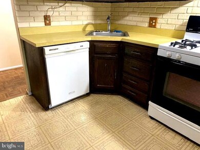 4 John Hancock Bldg unit 4, Blackwood, NJ 08012 - photo 6