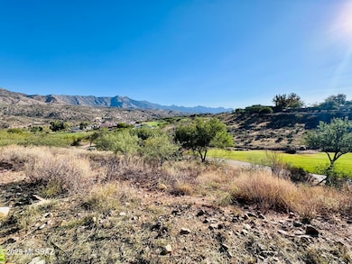 No homes behind, except Views