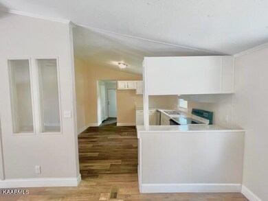 326 Step Rock Hill Rd, Cookeville, TN 38501 - photo 6