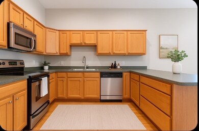 31 Ashland St unit 5, Haverhill, MA 01830 - photo 6