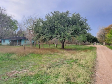 2517 N Bar, Rosenberg, TX 77471 - photo 3