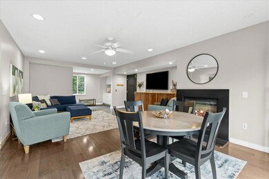 17-9325 Ridge Rd