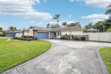 1308 Walden Dr, Fort Myers, FL 33901 - photo 3