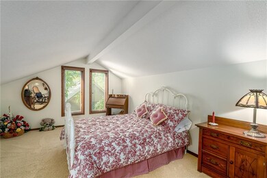 4509 46th St, Des Moines, IA 50310 - photo 5